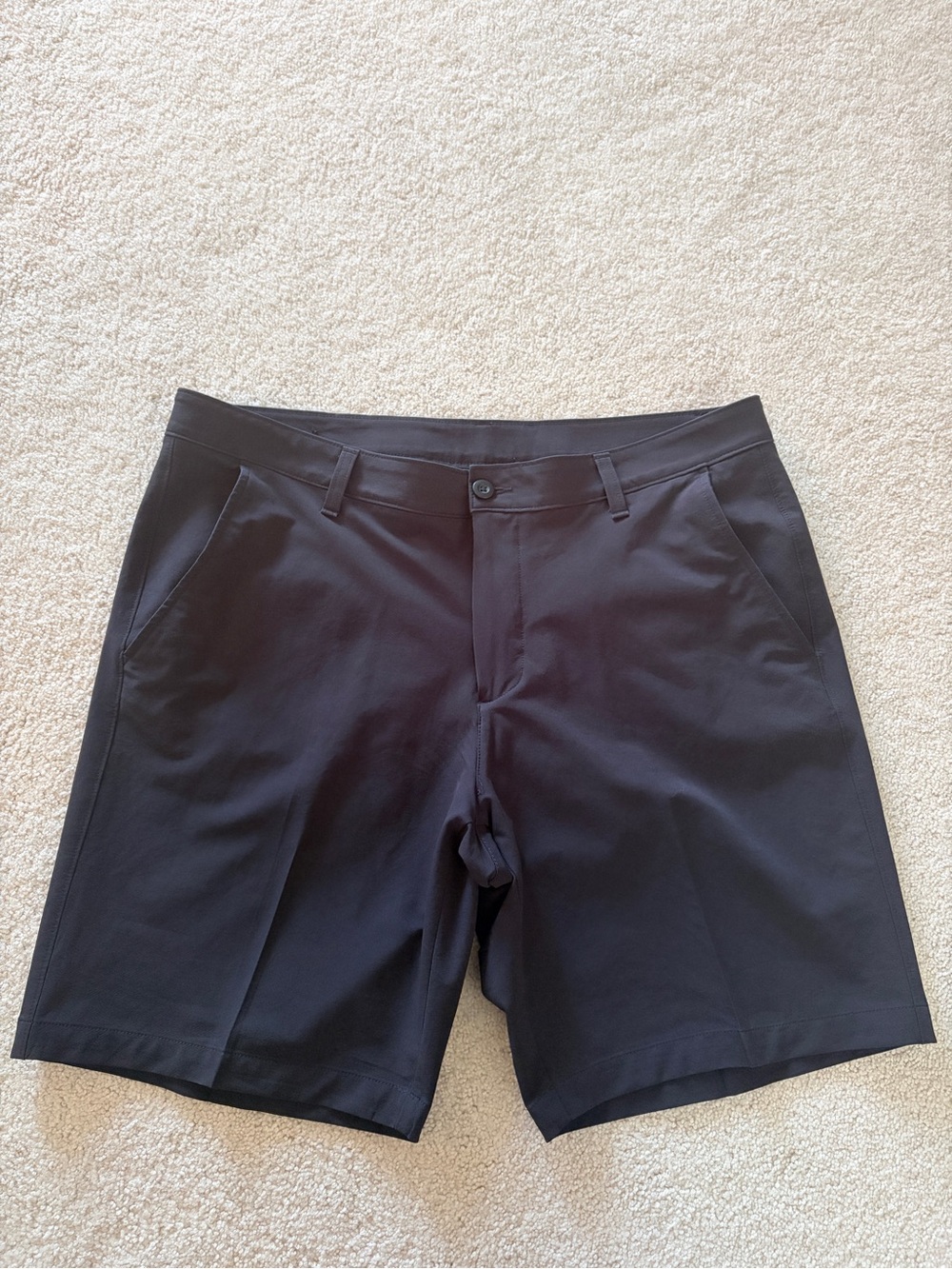 Under Armour Men's Black Flat Front Performance Shorts